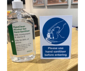 A6 Please Use Hand Sanitiser Before Entering Counter Top Display Notice